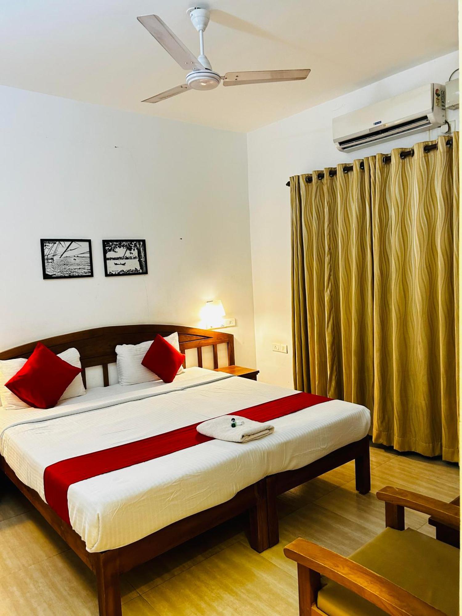Pepper Route, Fort Kochi Екстер'єр фото